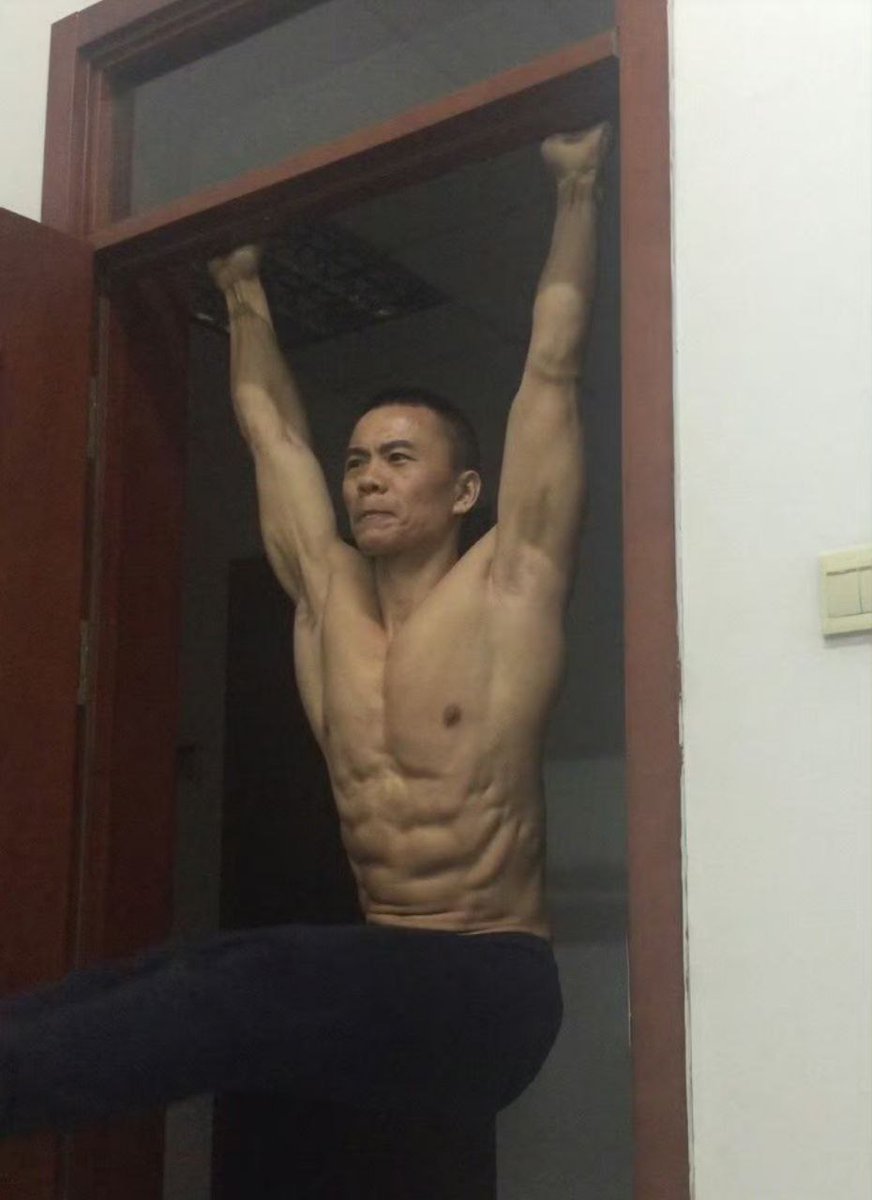 一曲千峰秀 tweet media