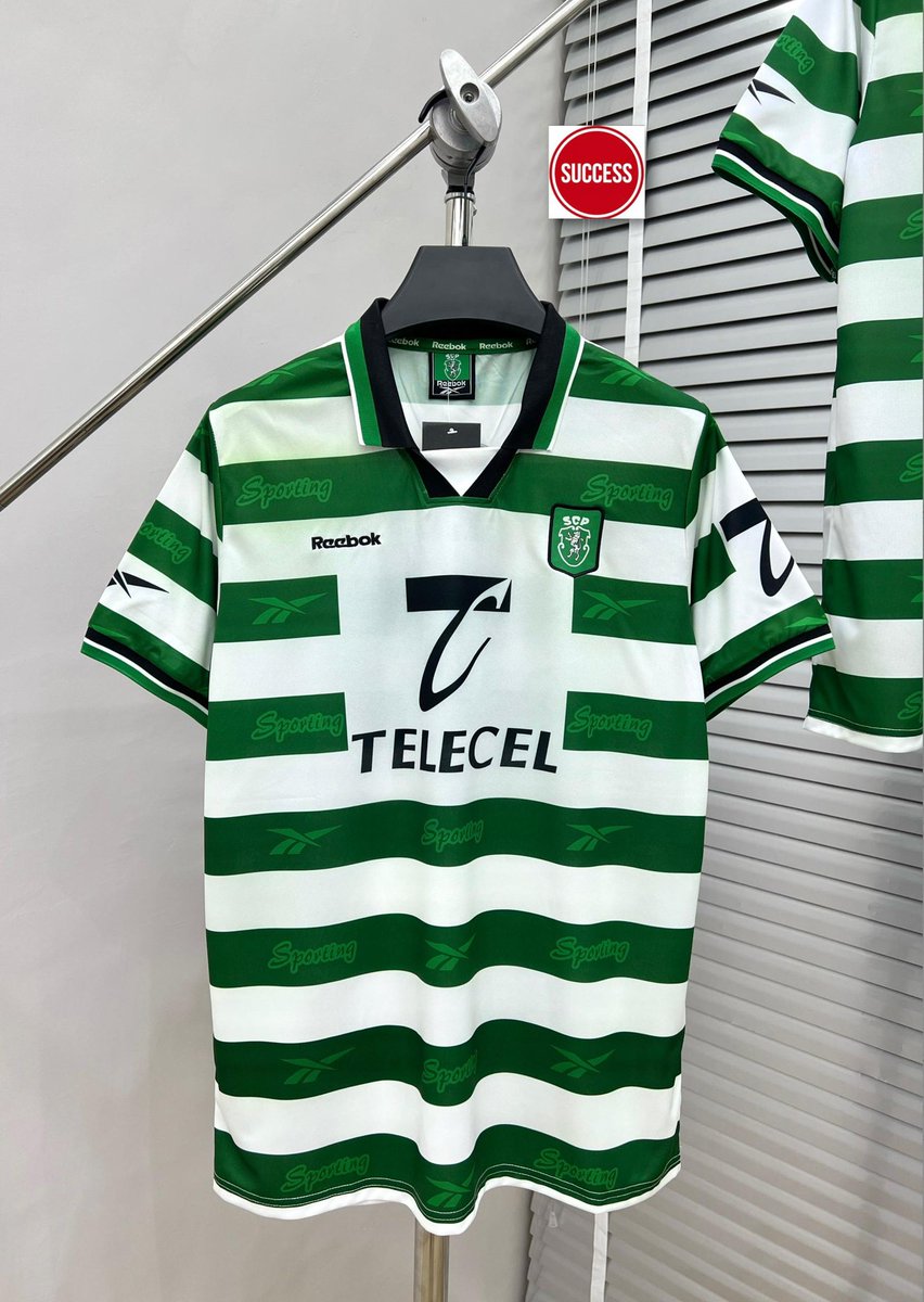 AOSSPORT's tweet photo. SPORTING LISBON SPECIAL JERSEYS 
price : #25,000
Customize #3,000
To order whatsapp 08037800467 https://t.co/OtlkrHK3dH