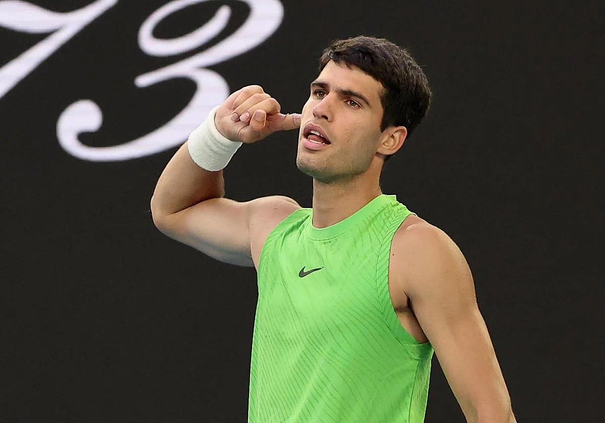 #DATO HISTÓRICO. 

¡Vaya lista! Tenistas que ganaron los 4 torneos de Grand Slam en los últimos 60 años:

Novak Djokovic
Rafa Nadal
Roger Federer
André Agassi
CARLOS ALCARAZ