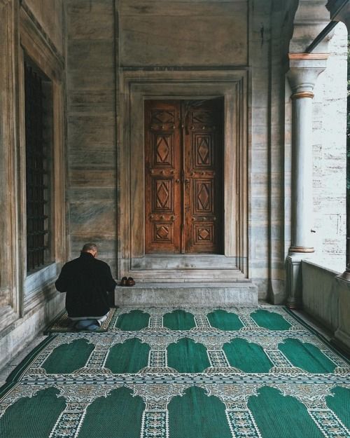 mbindal80's tweet photo. De ki:
Namazım, ibadetlerim, hayatım ve ölümüm, alemlerin Rabbi Allah içindir."

 (En’âm Suresi , 162)
#Namaz #huzur #dua https://t.co/k6OFffcBEX