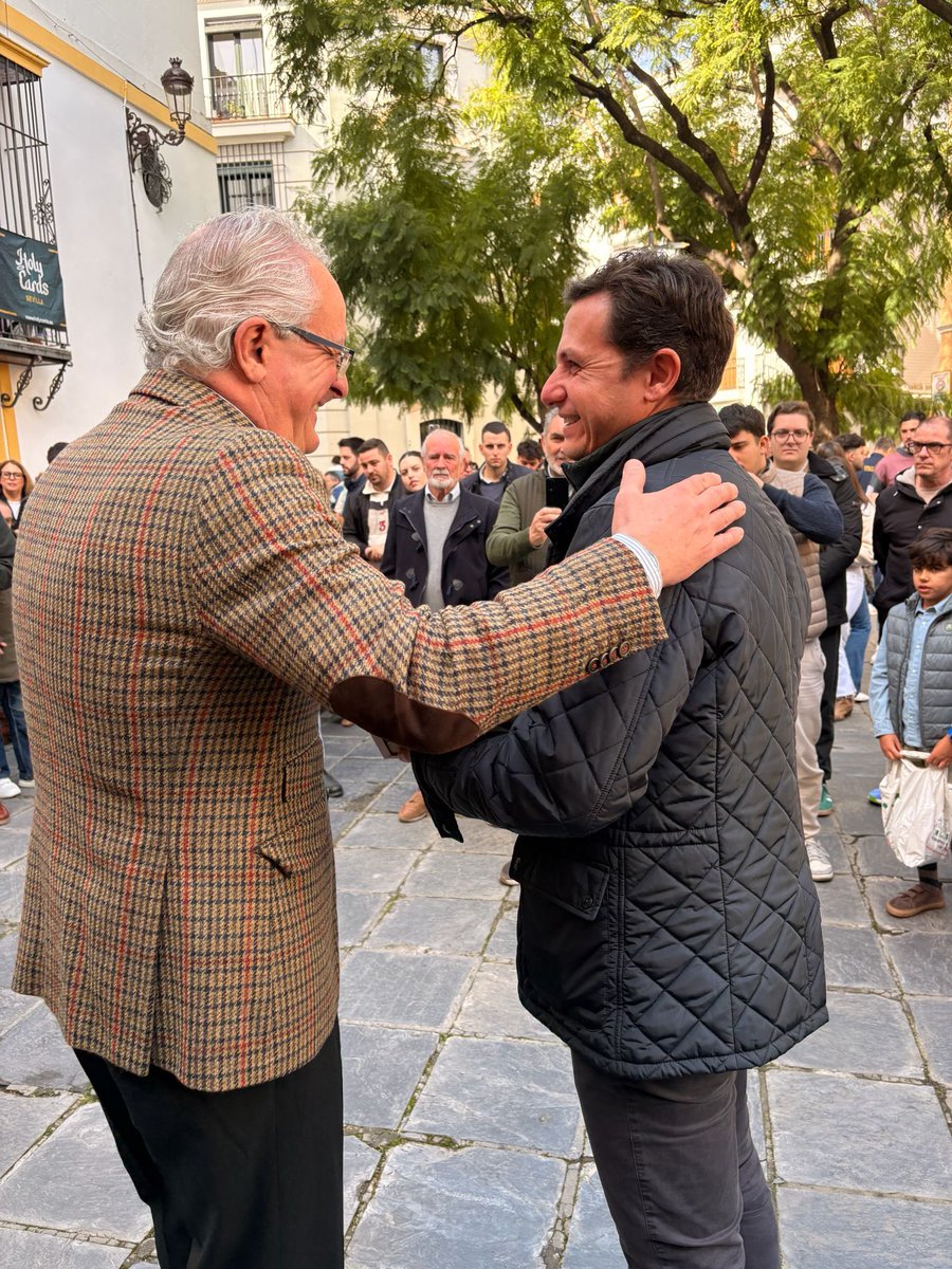 ¡Gracias por contar con nuestra formación para este día!

#PorSiemprePresentación #PresentaciónalPueblo