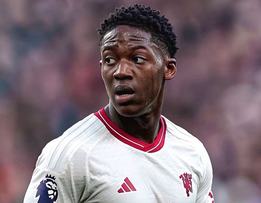 Stop criticizing him, he is a kid.
Stop criticizing him, he is one of our own.
Stop criticizing him, he is La carrington.
Stop criticizing him, it will hurt his moral.

United fans said this about Rashford until he became 26, even when he down tools and went to parties.

United