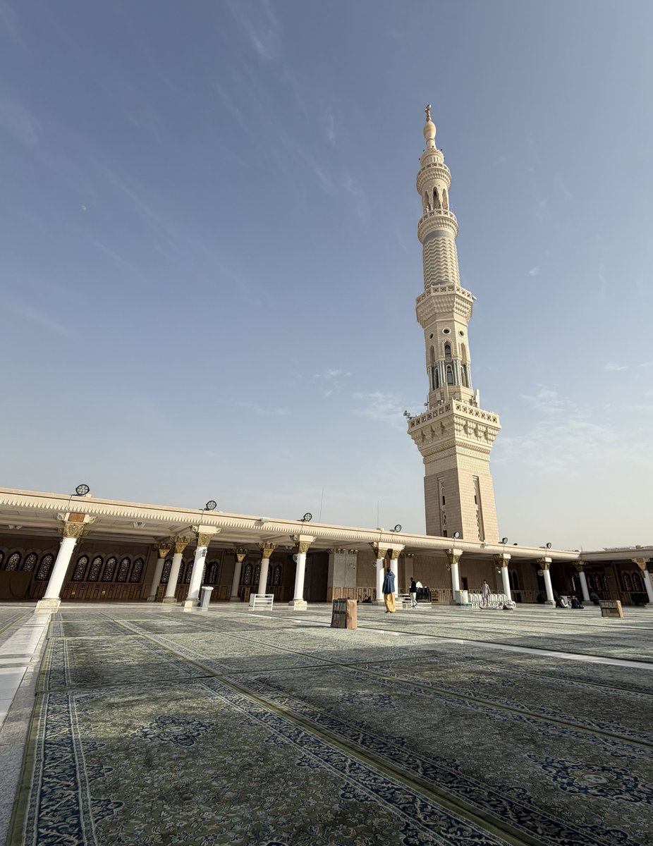 r44akk's tweet photo. the peace and tranquility in medina> https://t.co/ABoDJO0eww