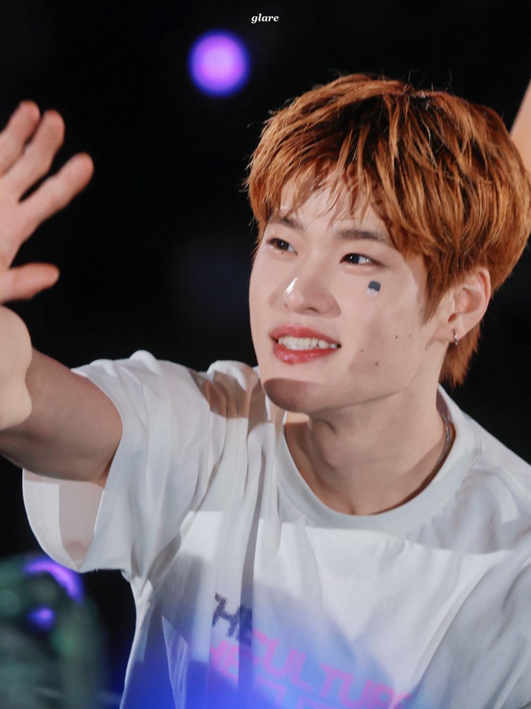 𝙂𝙇𝘼𝙍𝙀 tweet media