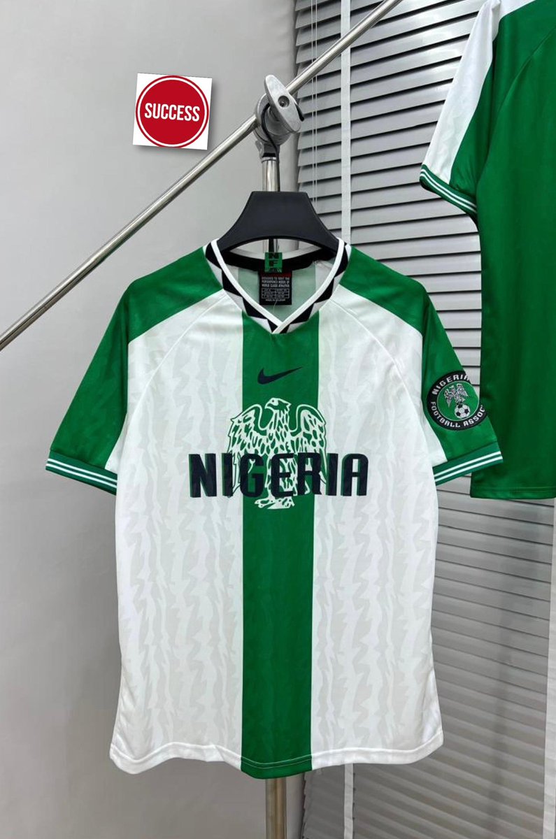 AOSSPORT's tweet photo. NIGERIA RETRO JERSEY
price : #25,000
Customize #3,000
To order whatsapp 08037800467
https://t.co/dQJ2jMRJip https://t.co/z3MmsrCGj2