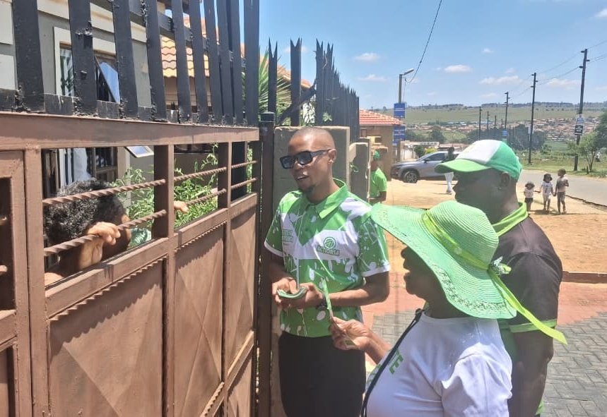 EvelynMondlana's tweet photo. All roads lead to change! A united @ActionSA_GP is pushing full steam towards victory in Ward 2. The final destination is within reach.

#kuselekancane #LetsFixWard2WithKoloi #VoteForAction https://t.co/jE5WdmAUxQ
