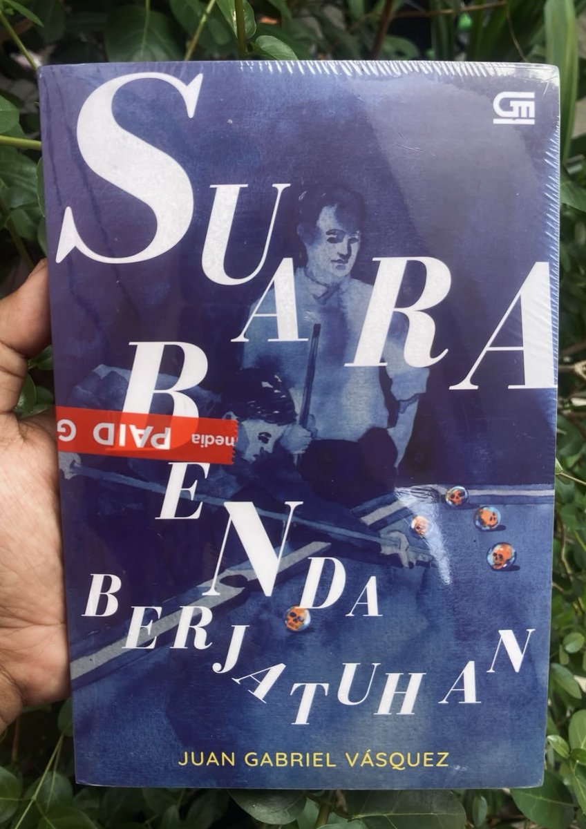 kembarabooks's tweet photo. kereta semar lembu - 60k
suara benda berjatuhan - 78k
the god of small things - 125k https://t.co/9QogzbYbvc