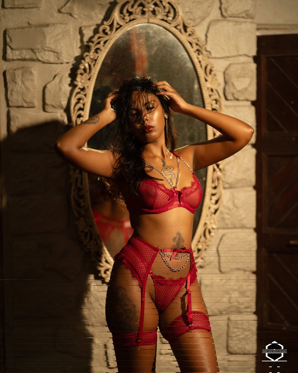 hotgoddes2_0's tweet photo. Beauty 😍😻 

Nilanjana

@ghate_nikhil14 https://t.co/21kq3eTPbF