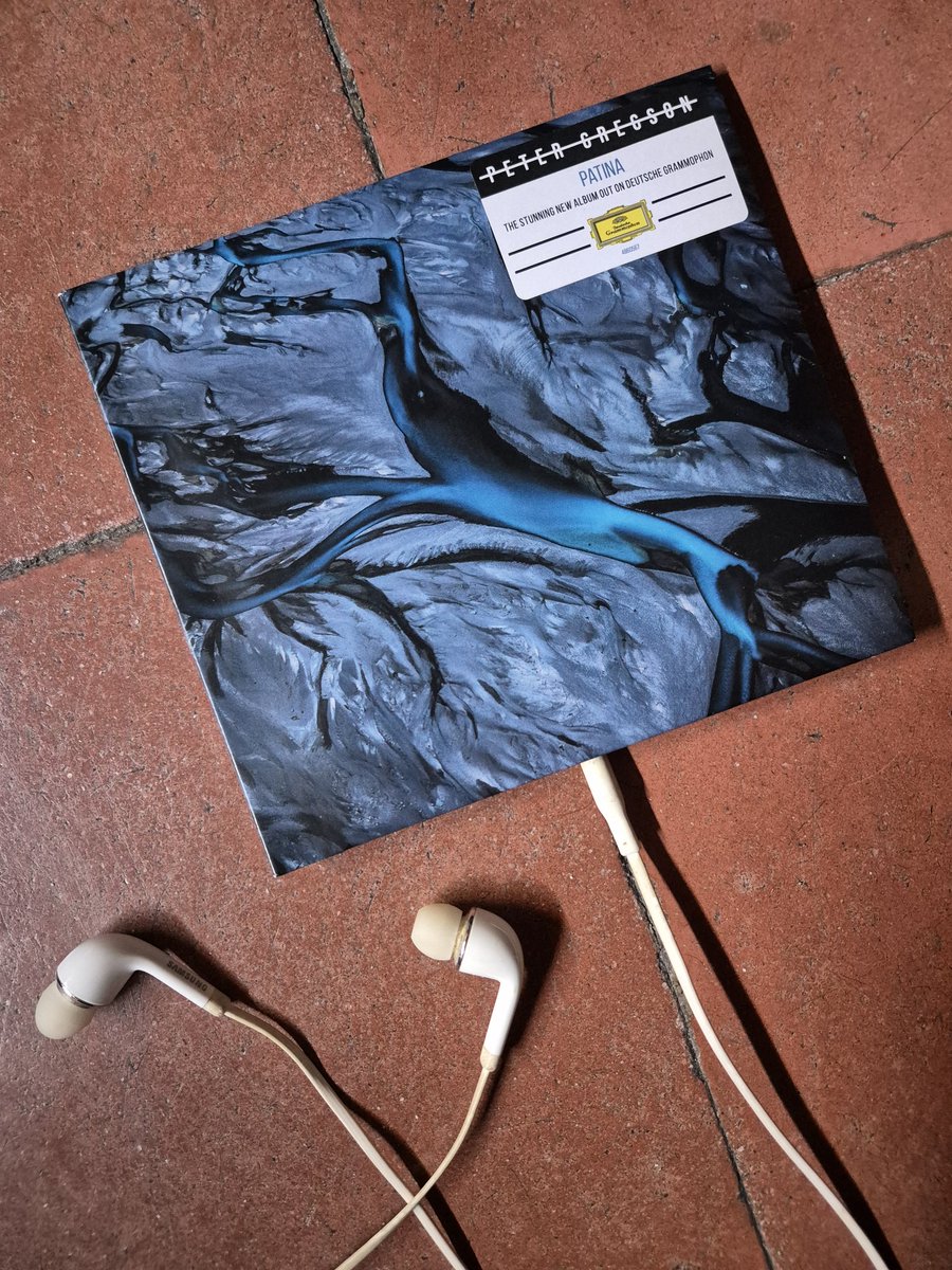 JazzCfree's tweet photo. MÚSICA:
Volver a lo que nos hace sentir bien...
El muy poco valorado y reconocido chelista Peter Gregson, lo que dicen los americanos, "underrated".
💿 CD Peter Gregson, "Patina" (Deutsche Grammophon, 2021).
#PeterGregson https://t.co/ZsP232P3Uk