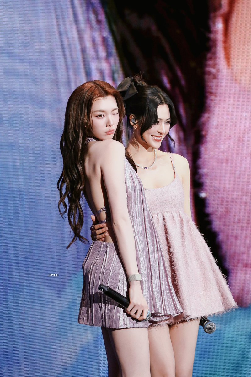 โพสต์ละห์  โพสต์ละห์  โพสต์ละห์ ๆ ๆ ๆ 
กรณ์นภัสไม่ใช่ชื่อแต่คือจริตค่ะ 💅🏻💅🏻

LINGORM TP FANMEET 
#LingOrmTaipeiFanmeeting 
#หลิงออม 
#LingOrm