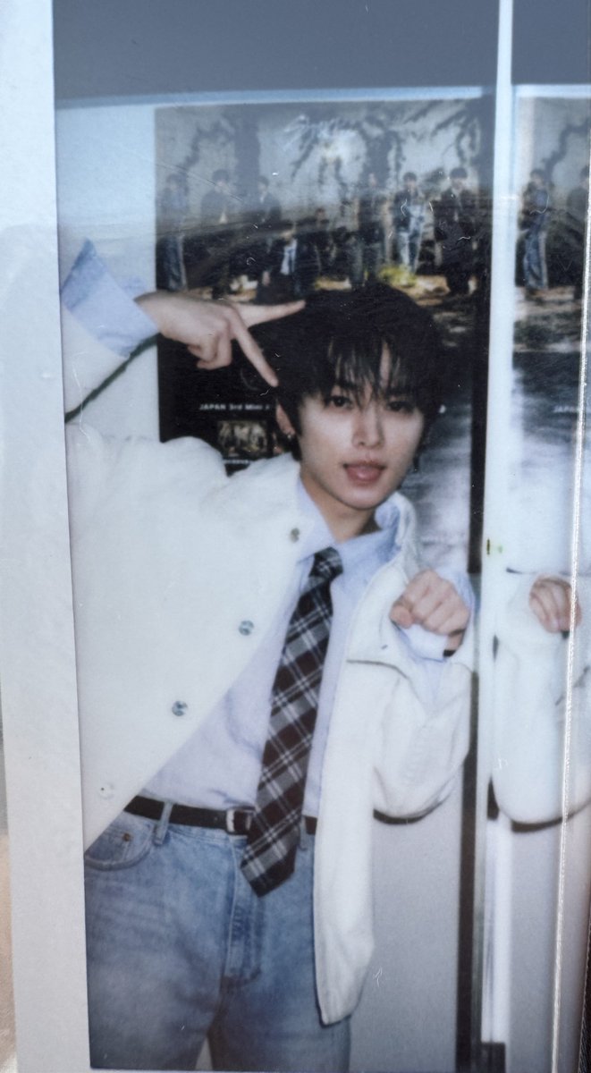 tmlnskz's tweet photo. straykids Hollow リノ　ツーショ

世界一可愛い猫ちゃん🐈💕

#leeknow ＃straykids ＃리노　#リノ https://t.co/QUXuGAwOiU