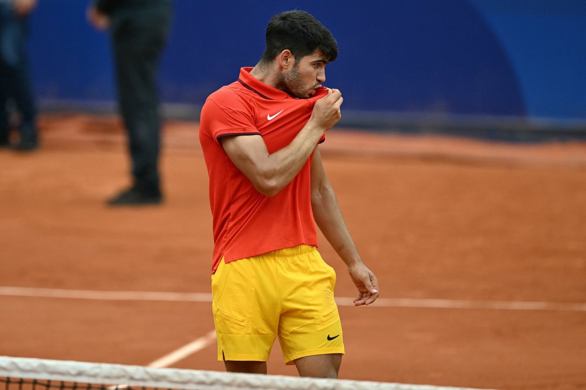 FerElTomateAzul 🦇🇪🇦 tweet media