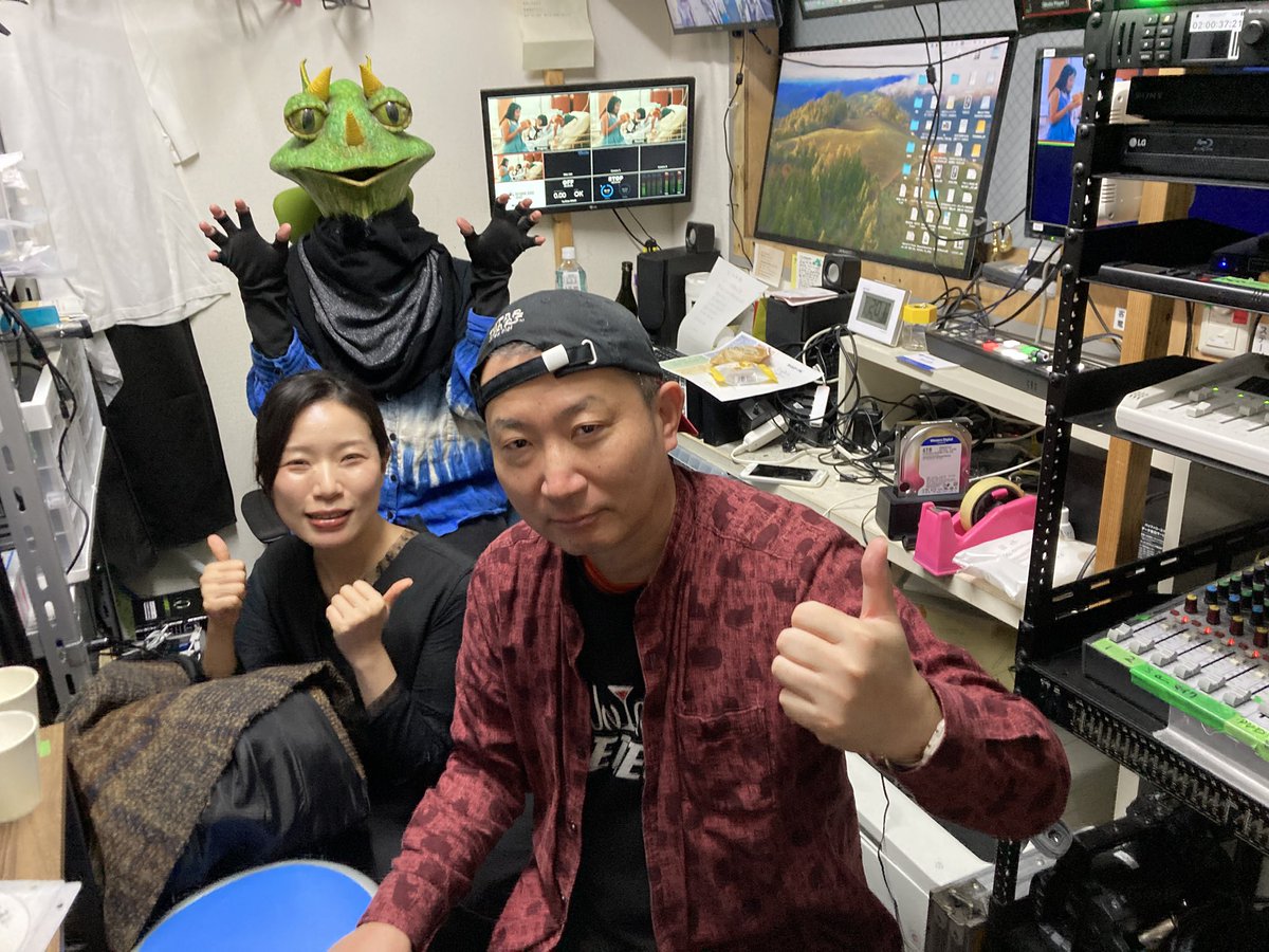 シアターバッカスの映写室で。