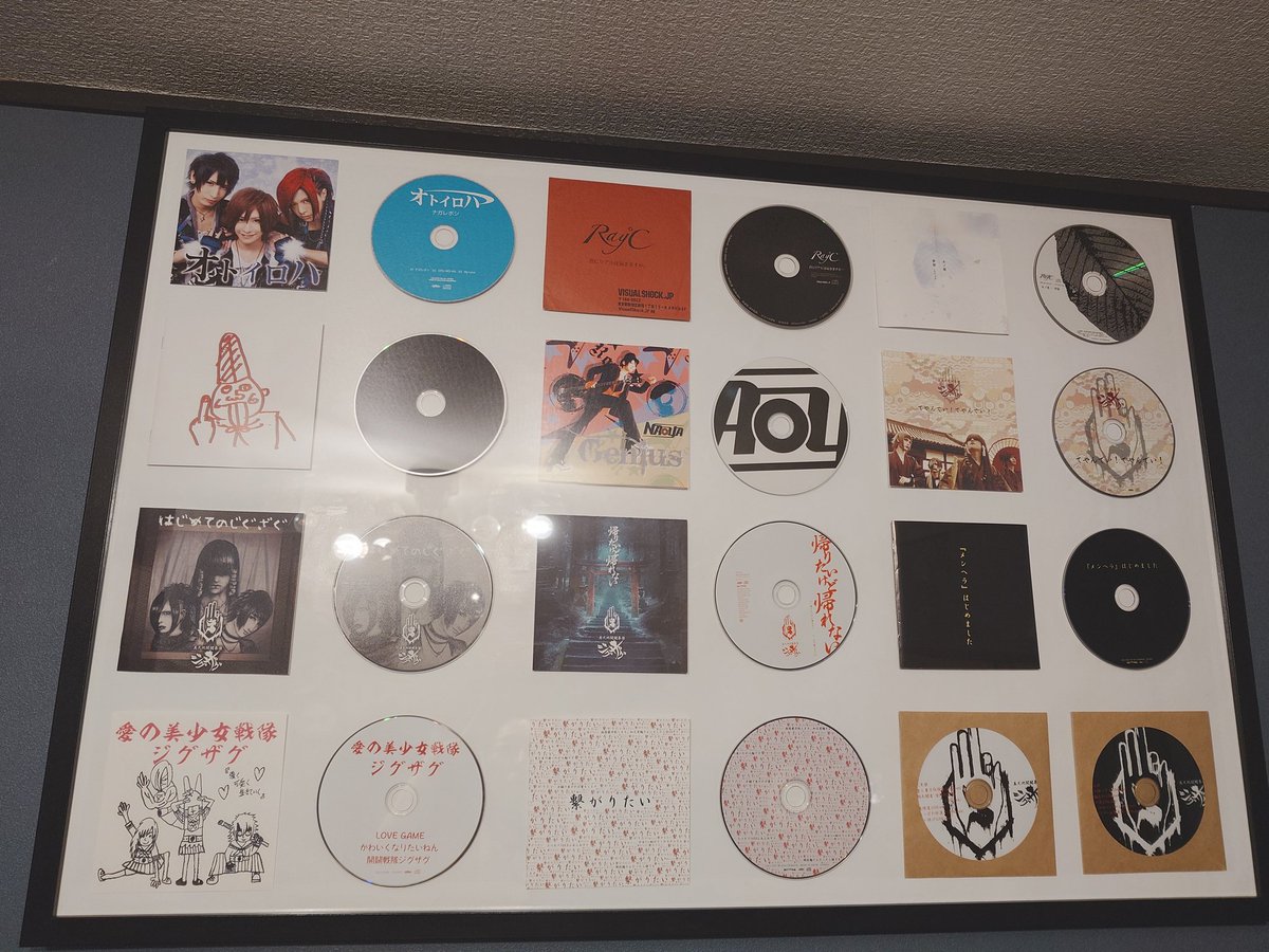 FFさんにお誘いいただいて、初RESTAでした〜✨
カスクートもアップルパイパフェもメッチャ美味しかった😋
ゆっくり出来たし、沢山笑って最高の時間を過ごせました🥰
カッコいいベース部屋も見せてもらったよ🫶🏻

#RESTA