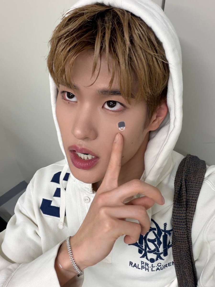 260201 | #SOHEE Weverse Post Reply ✨ 💂🏻: let me add one more