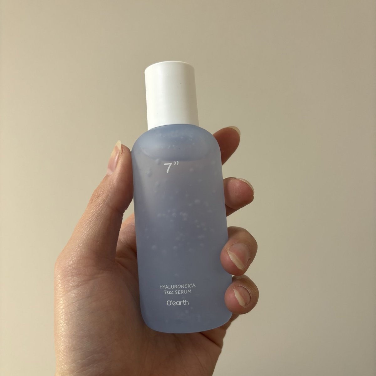 tluvnews_aaa's tweet photo. ロフトで気になったので使ってみましたが、とろみのあるテクスチャーで肌馴染みがよく、お肌が潤いました！
ミニボトル付きで旅行とかにも使いやすい♩

#オアース 
#OEARTH 
#7秒セラム https://t.co/56ccSqMNYK