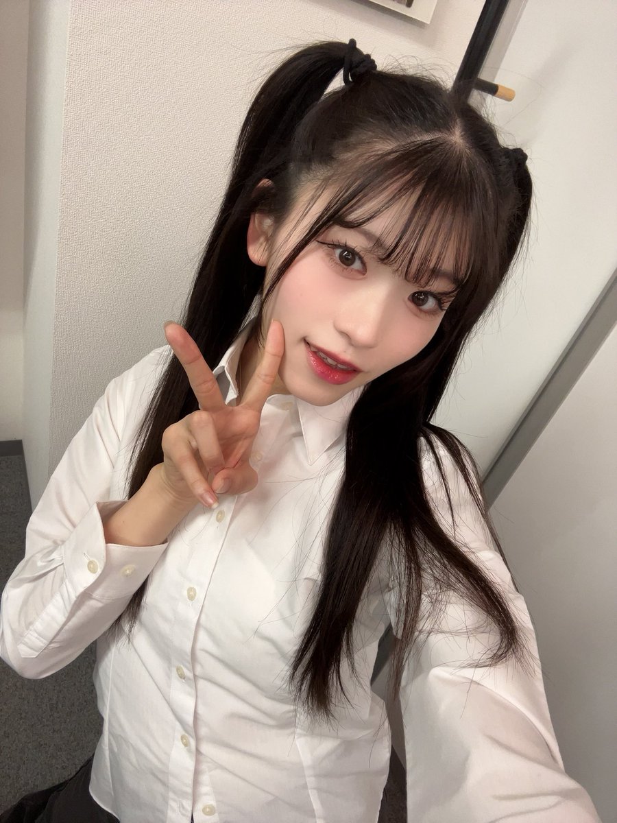 むーさんいるよ！！！！！！！！ (※個人チェキのみ)(盛れてる✌🏻)