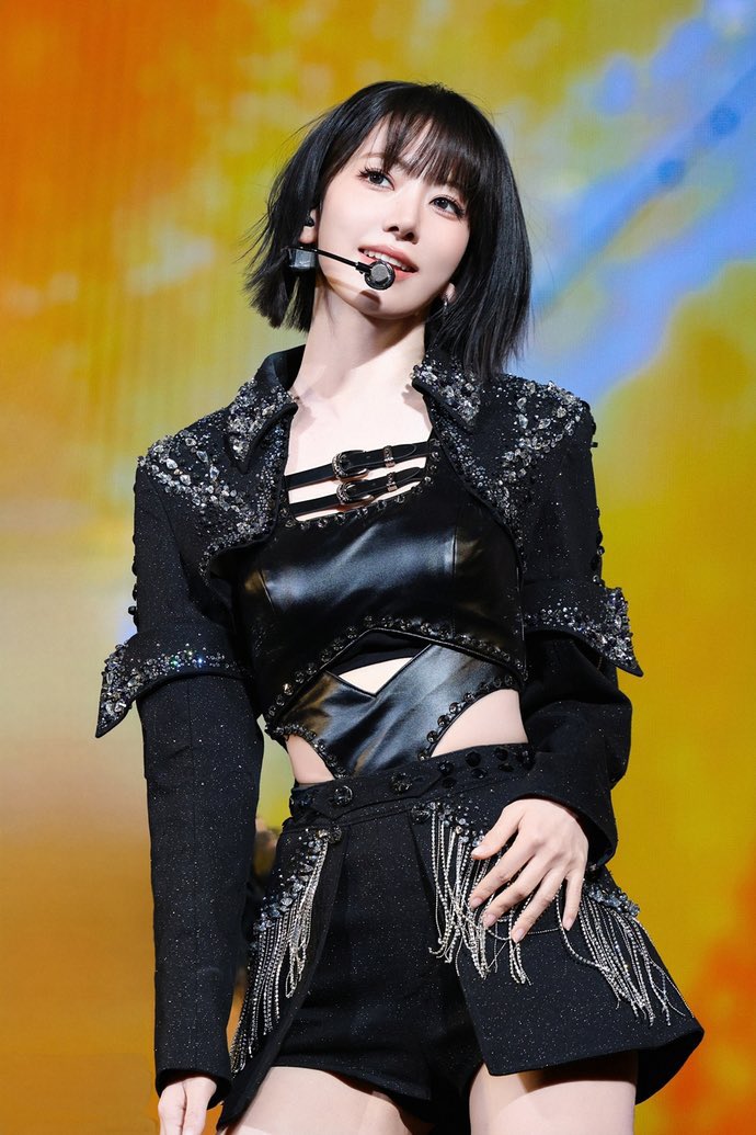 260201 | PHOTO #SAKURA - LE SSERAFIM held the encore concert of