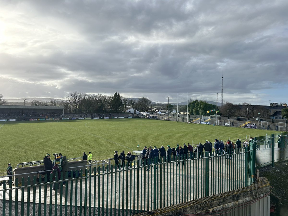 RNF36's tweet image. 📍Béal átha Seannaigh

@officialdonegal V @Kerry_Official 

Babhta 2 - Sraith Peile @officialgaa 

📻Cluiche Beo @RTERnaG @SportRnaG 

The strong rumour today, David Clifford won’t feature for @Kerry_Official 

Beidh le feiceáil…