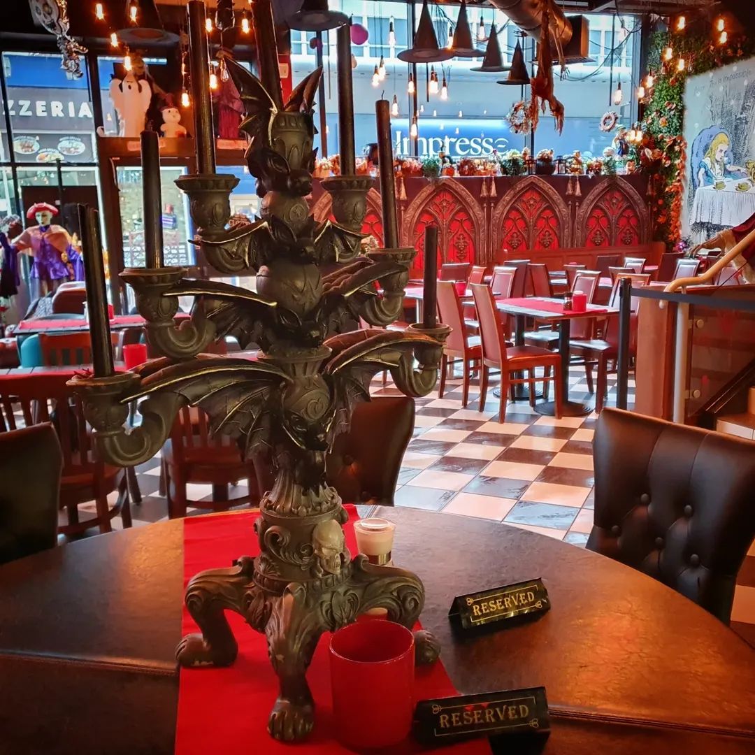 TurtleFleur's tweet image. After purchasing some paints from Warhammer, popped into my fav rock/horror cafe/bar for lunch 😋 #Rock #Horror #Cafe #Bar #Birmingham