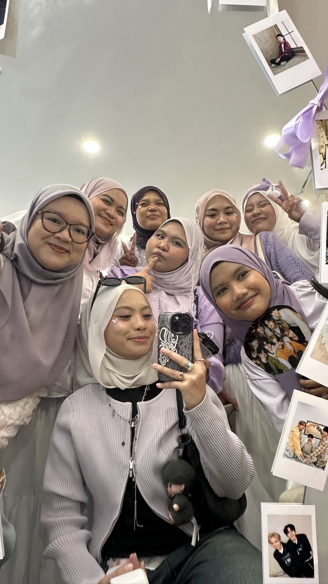 sya 𖦹°★ tweet media