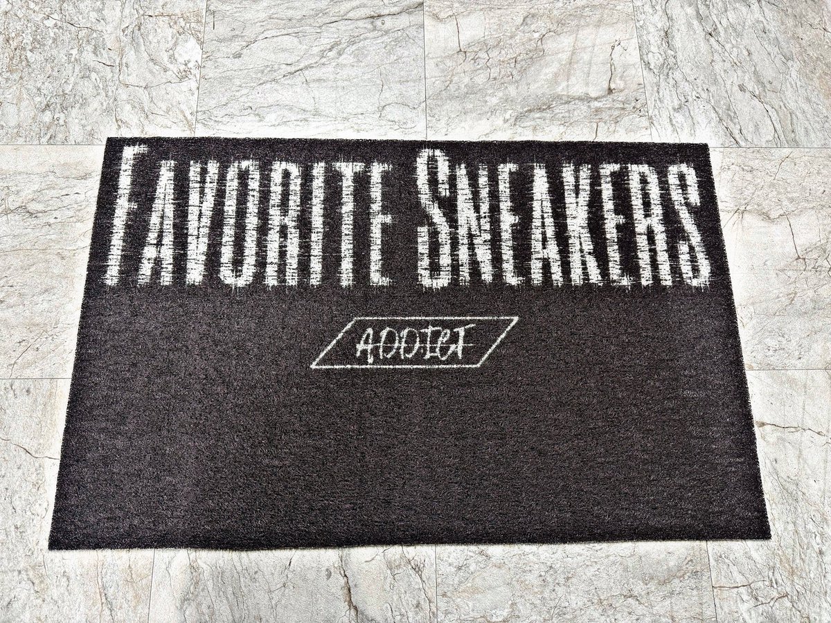 ub_addict's tweet photo. マット作った

@addict_snkrs27 https://t.co/aGO9t7f8kU