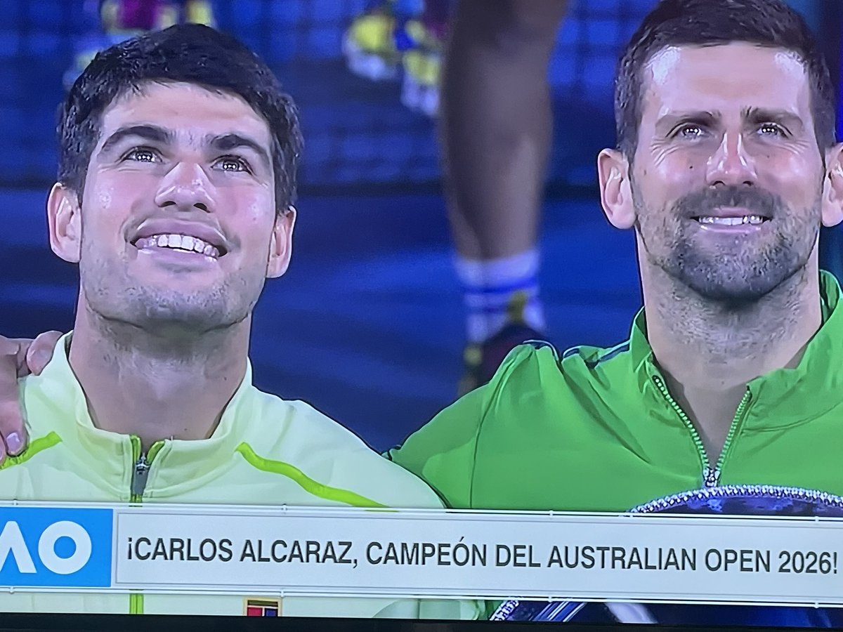 Dos veces me quito el sombrero