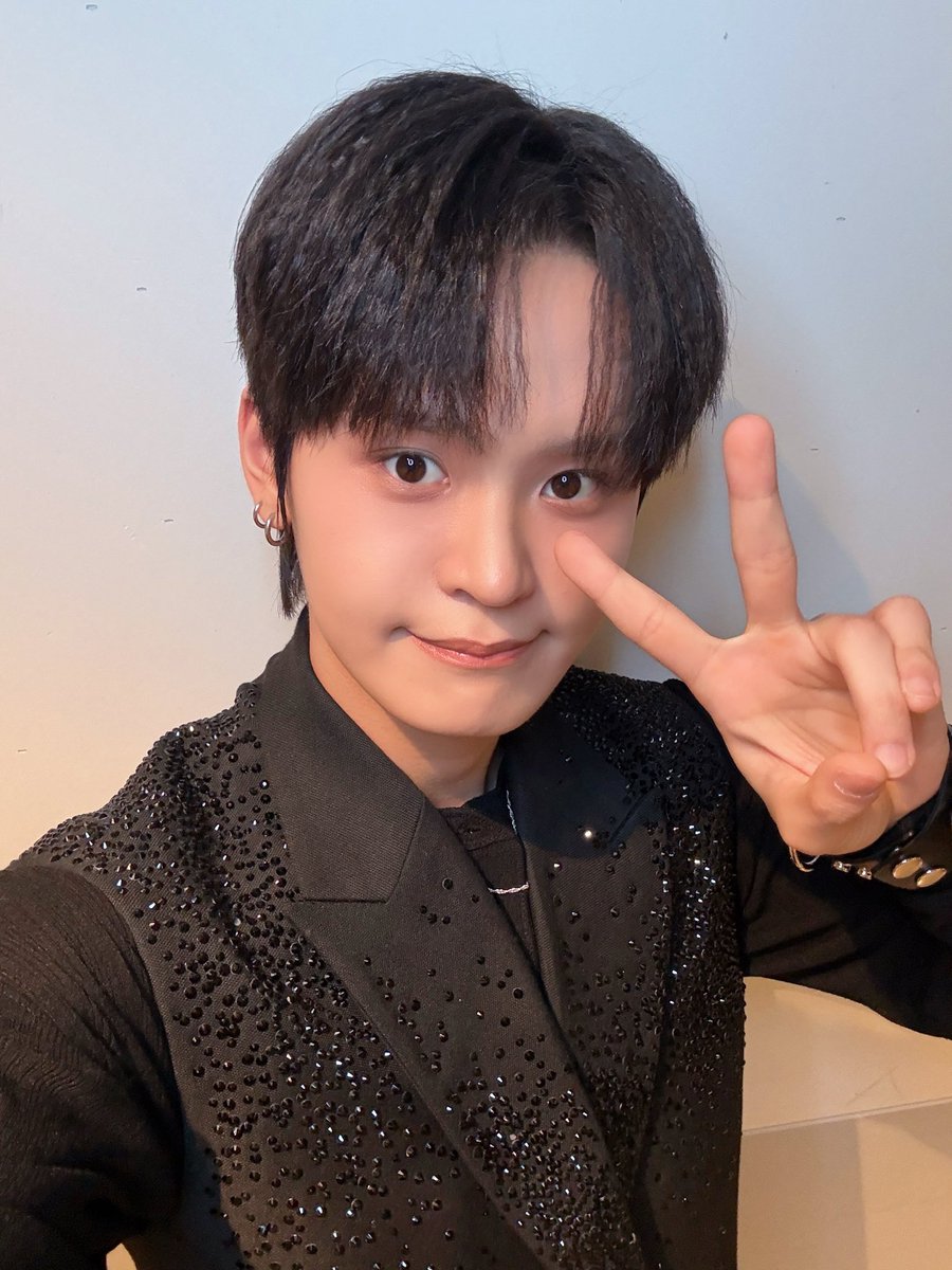 TPST__JP's tweet photo. [📸TEMPIC]

26.02.01 #As_I_am in TOKYO

🤍今日の テンペスト🖤

#TEMPEST #テンペスト
#ハンビン #ヒョンソプ #ヒョク
#ウンチャン #LEW #テレ
#TEMPEST_ASIA_TOUR https://t.co/F8s5znGyHV