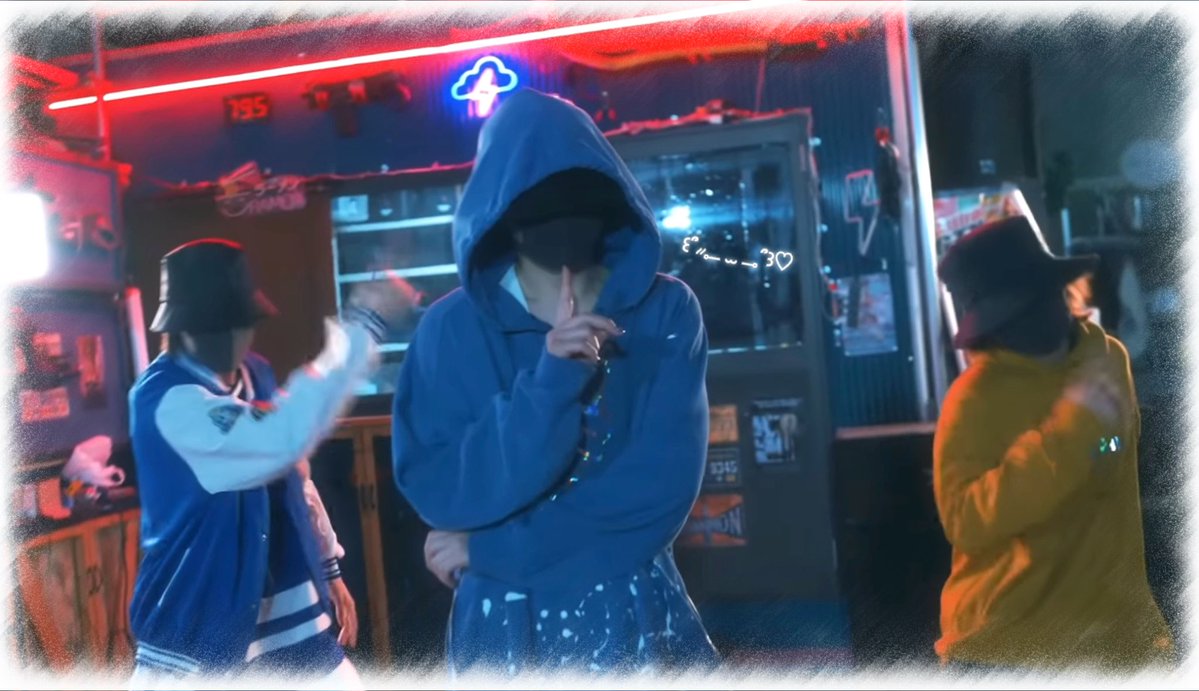 ダンスキレキレたちばなくんかっこよすぎました꒰ˆっ ̫ _ˆ꒱💞
ここのシーン大好き😿💗
服が揺れて中の服見えるのが大好き過ぎて無限リピート編です🌀

❥#裏花話