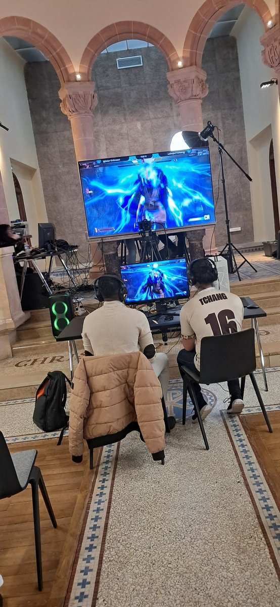 Début du top 8 sur street fighter 6 à ce <a href="/DojoWannabe/">Dojo Wannabe</a> 👀