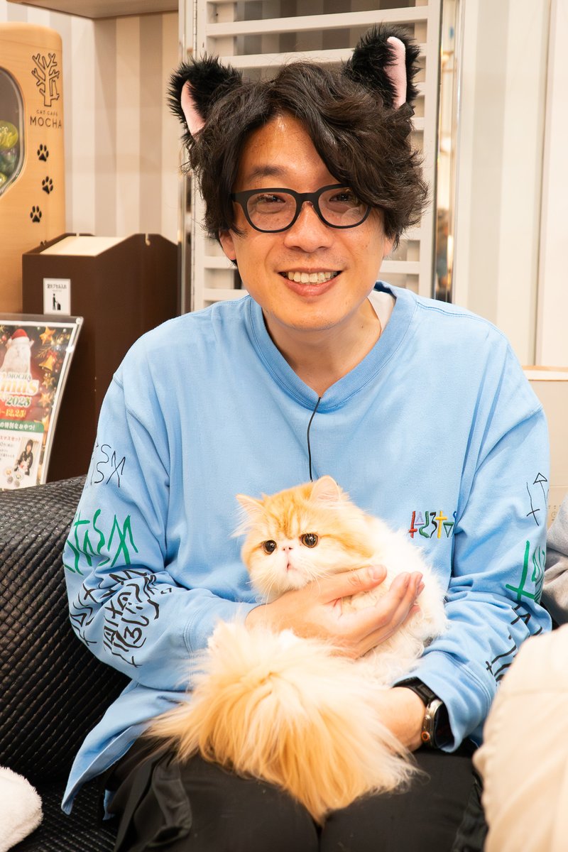 猫カフェ回のオフショット📸🐈 #囲碁将棋 #ダイタク #こんなん