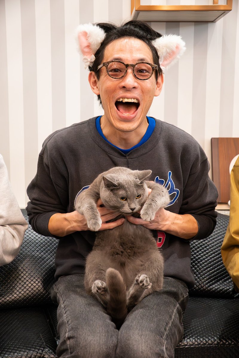 猫カフェ回のオフショット📸🐈 #囲碁将棋 #ダイタク #こんなん