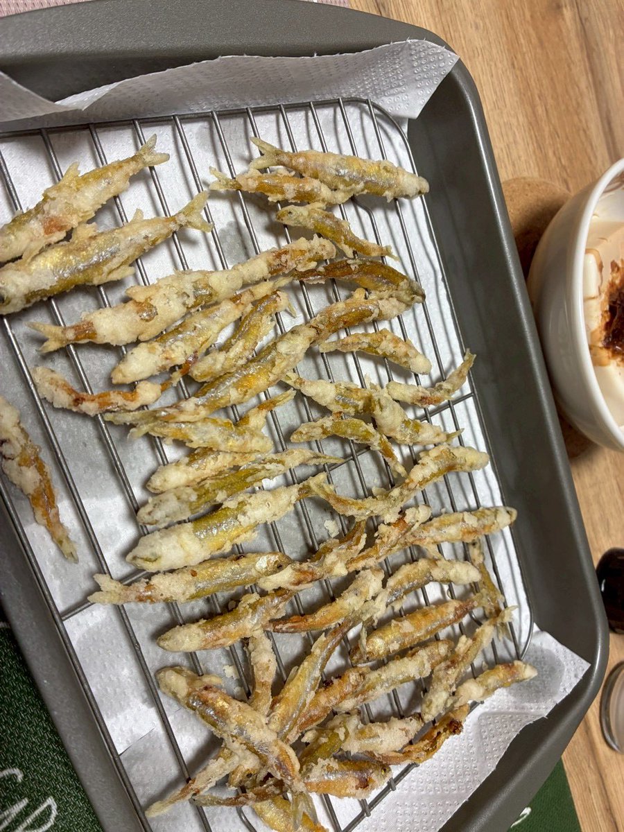今シーズン初のワカサギ釣り！
かなやま湖にて

釣果170匹
6:30スタート12:00終了
入れ食いではなかったけど結構釣れたんで満足！

からあげにしておいしくいただきやした。