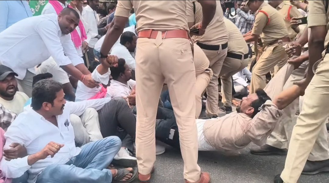 ఈరొజు నిరసన కార్యక్రమం  ధర్మారం లొ...