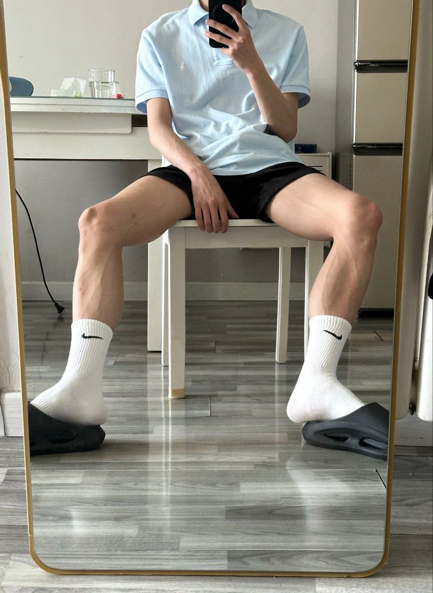 值日班长 tweet media