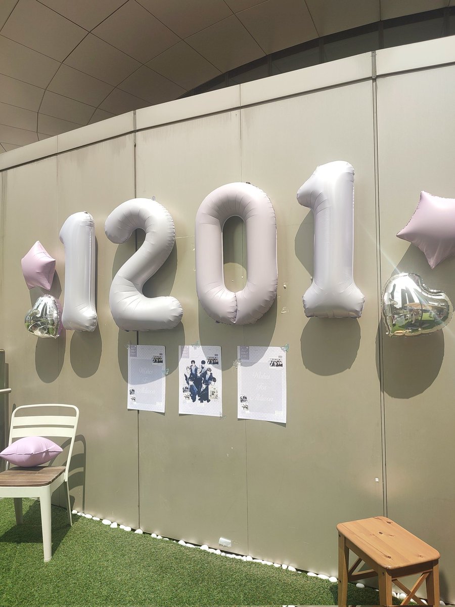 eliohyaa•°•✯°~• tweet media