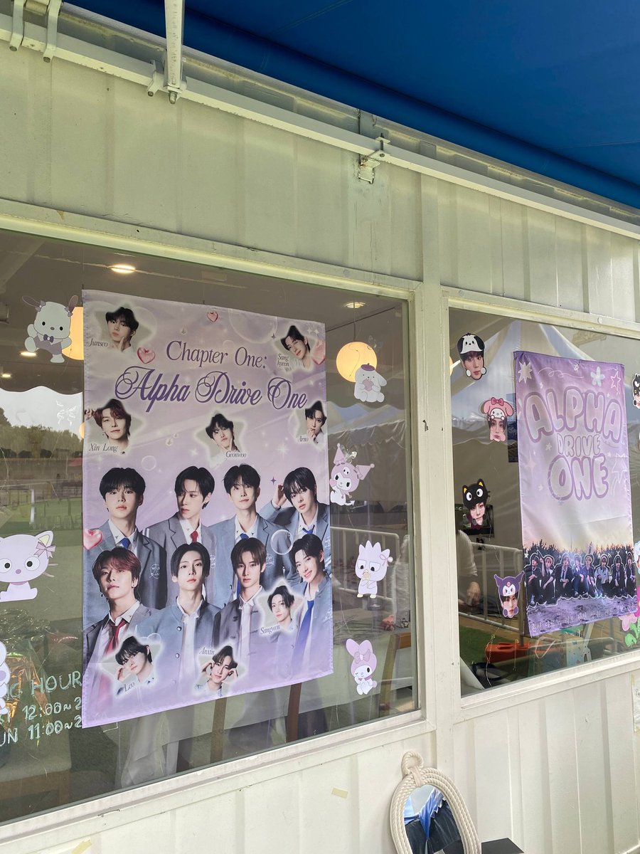 eliohyaa•°•✯°~• tweet media