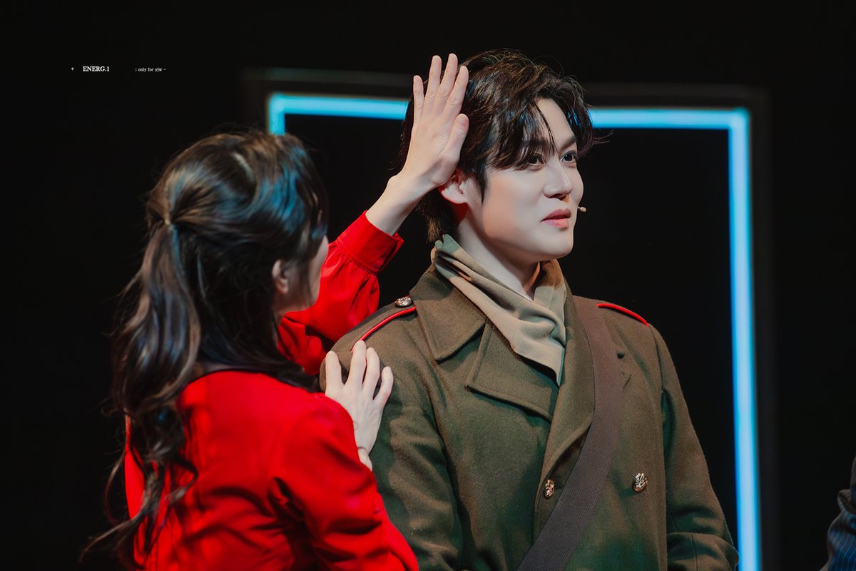 _enerG1's tweet photo. 🖤
260201
미드나잇 - 액터뮤지션 무대인사 포토타임 
양지원 비지터

겟잇뷰티  (미드나잇 ver.) https://t.co/C8ryAfbNVU