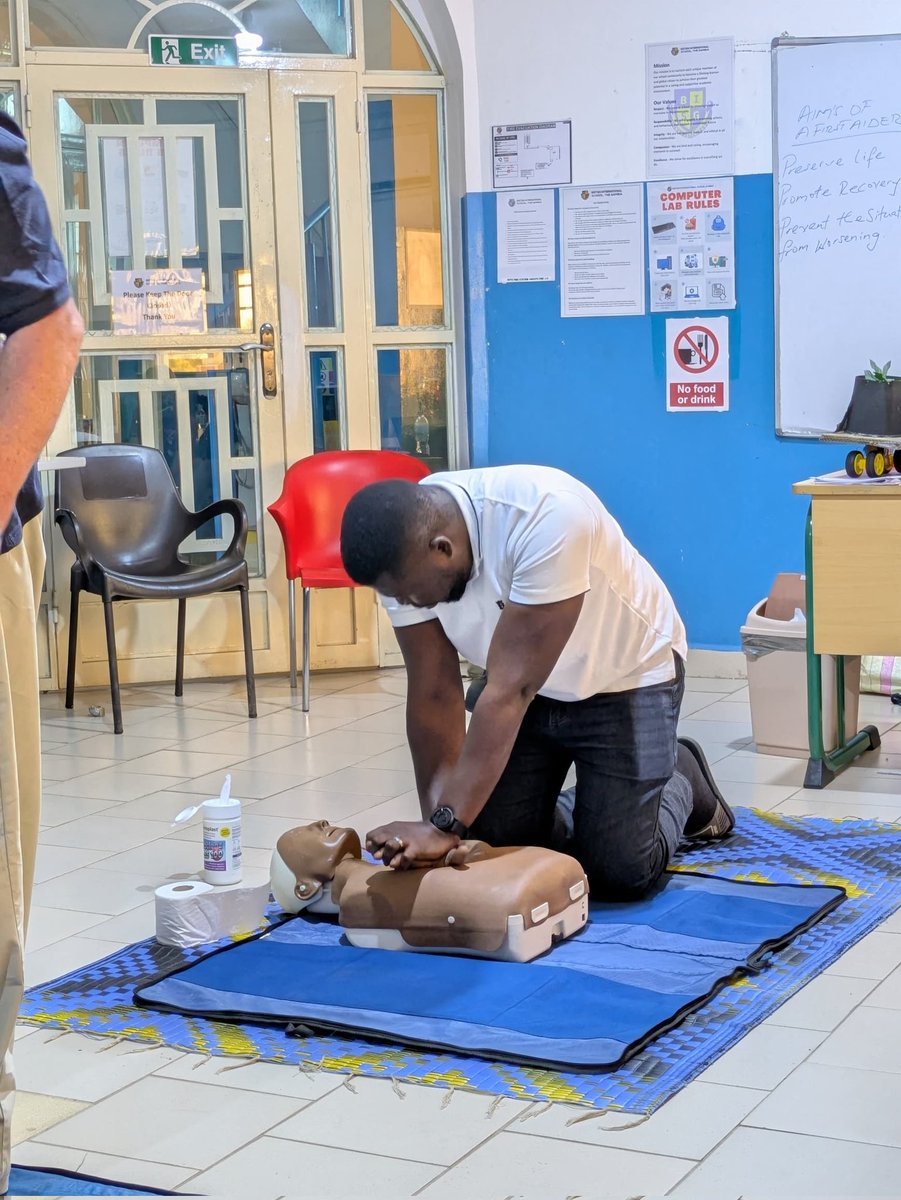 FirstAid4Gambia's tweet photo. It was a pleasure working with some of the staff at British International School Gambia dealing an Emergency First Aid at Work course.
#FirstAid 
#education https://t.co/HCDzAdazEP