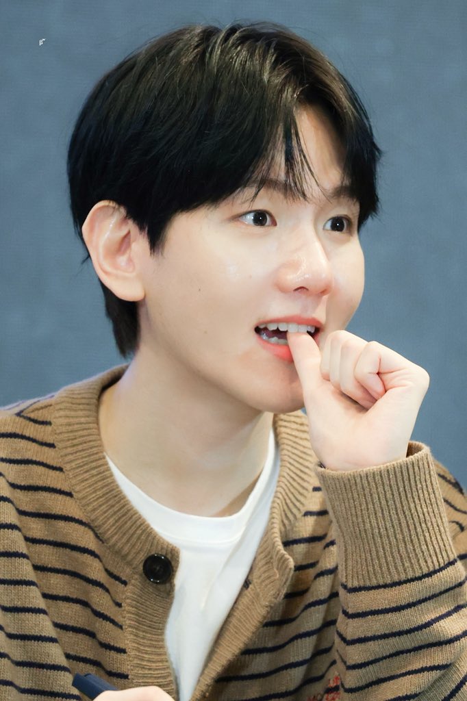 Berryyu56 tweet media