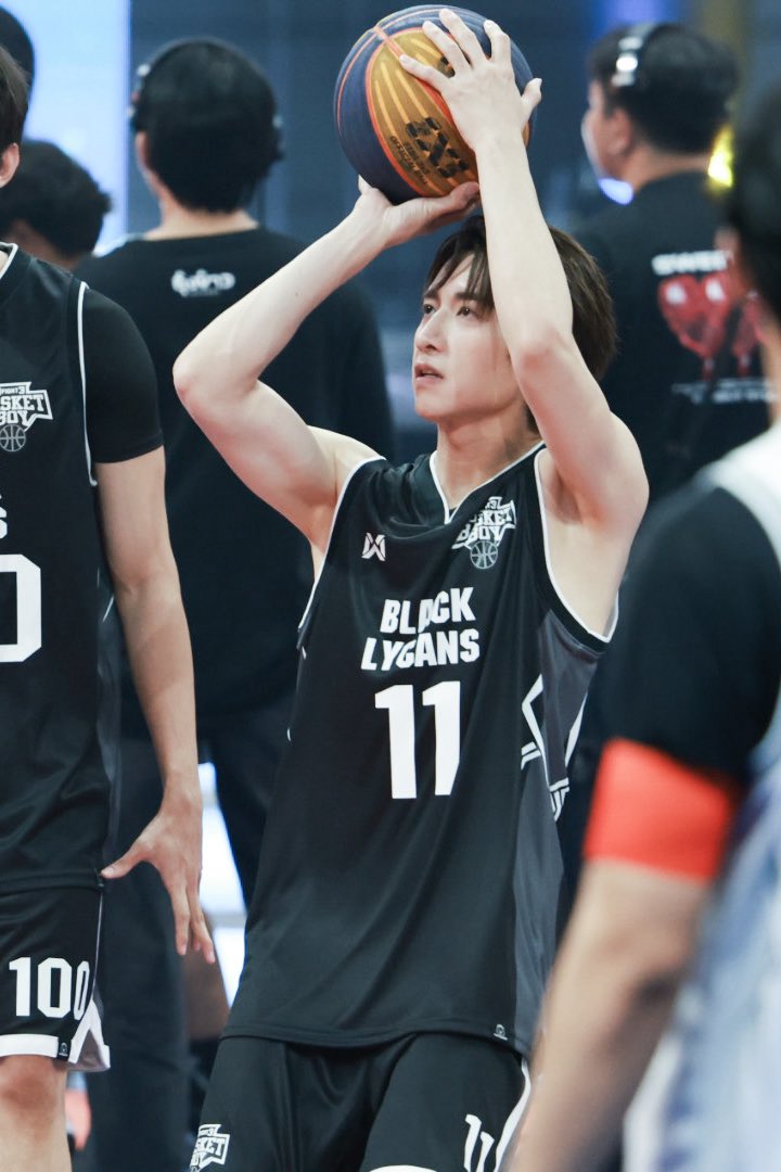 SpaceforJUNG's tweet photo. แค่ซ้อมก็หล่อละ 🖤🏀 

#JUNG_PERSES 
#TeamBlack 
#3Fight3BasketBoySS2 
#3Fight3BasketBoySS2Match1 https://t.co/7nYm0SRwrv