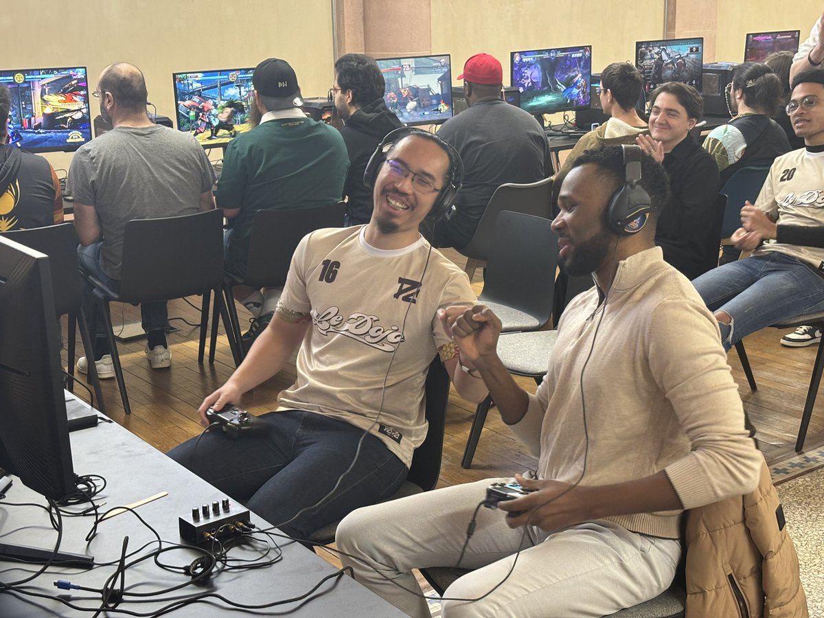 Crimson s'avance dans ce top 6, il affrontera le gagnant du prochain match :  

S4ltyKiD VS Rastacool ! 

La suite en stream 😉

Twitch.tv/thedwnetwork