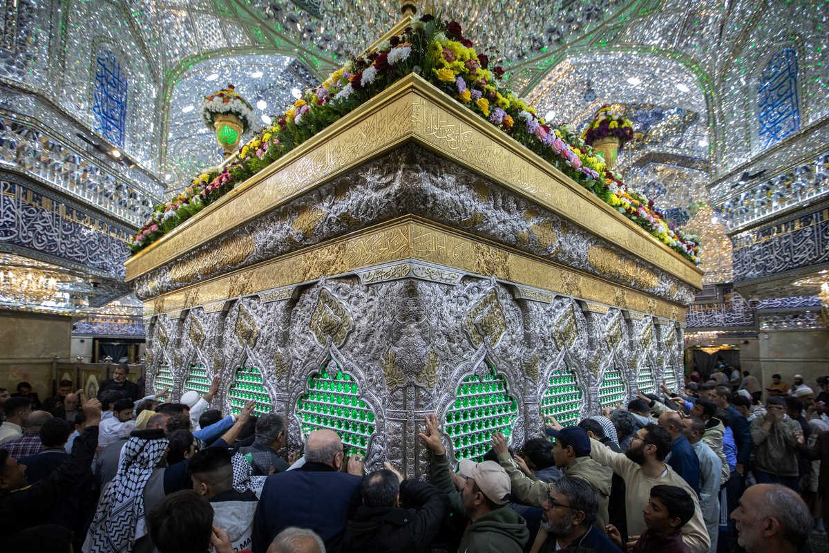 الامام الحسين عليه السلام ملاذ العاشقين

#الامام_الحسين 
#شهر_شعبان 
#كربلاء_المقدسة 
#العتبة_الحسينية_المقدسة