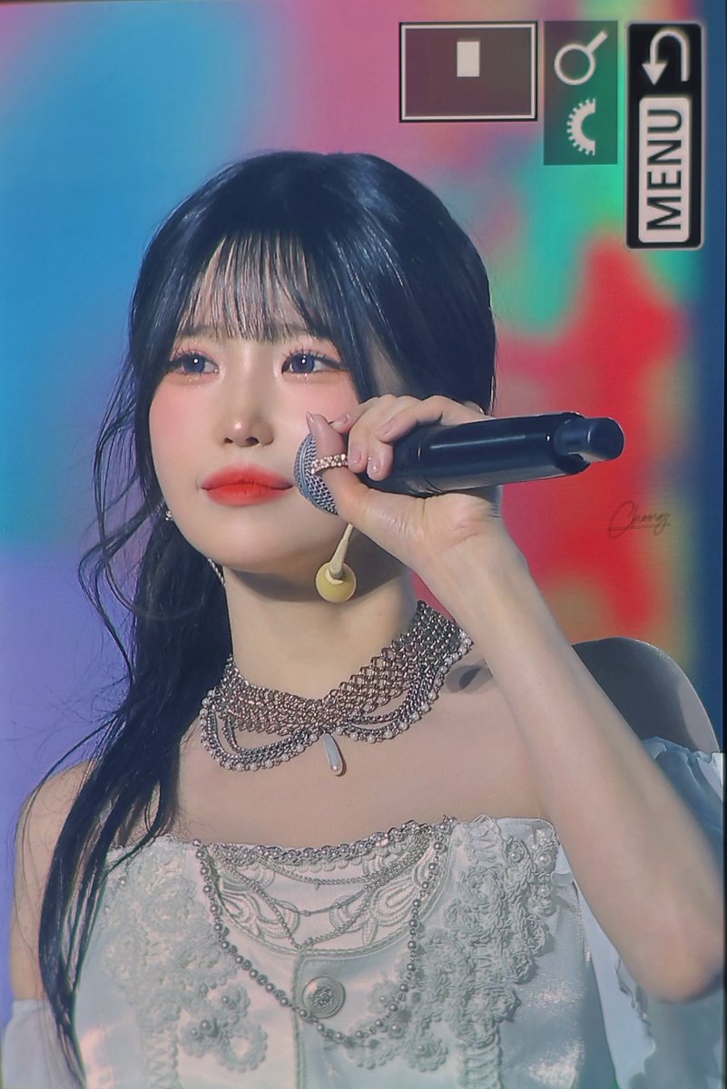 EunChongKim8's tweet photo. 260201 앙콘 프리뷰

너무 행복했다 

#프로미스나인 #송하영 #songhayong https://t.co/u5JVd0KSma