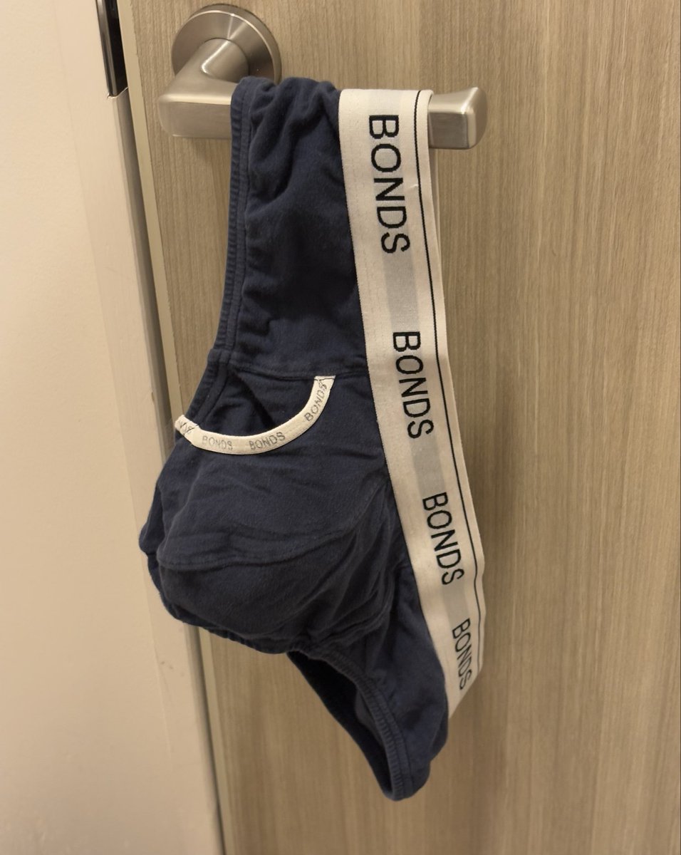 undiesau_19 tweet media