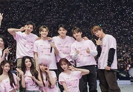 CHANYEOL D.O. KAI SEHUN SUHO