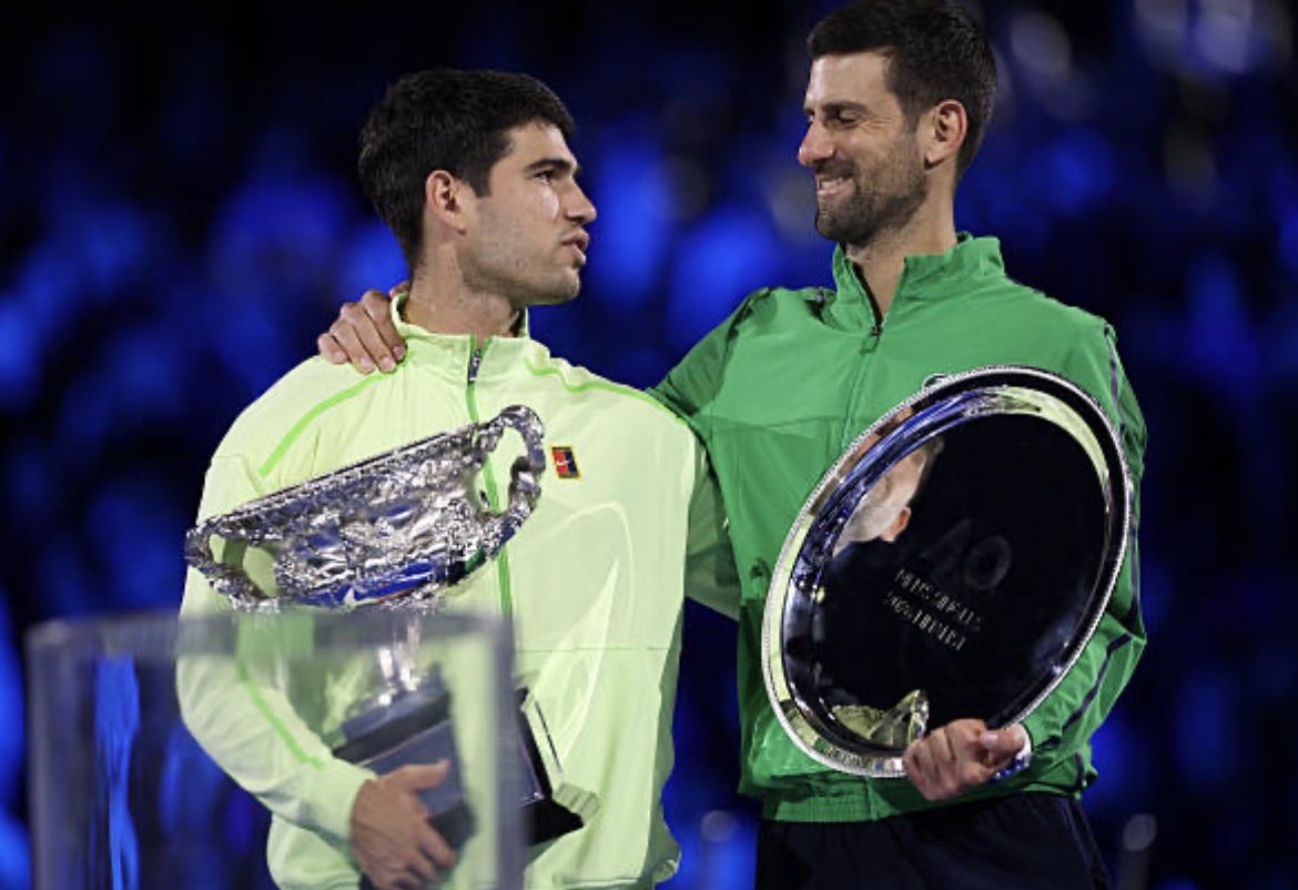 🚹 Nuevo top10 ATP

1 🇪🇸 Carlos Alcaraz
2 🇮🇹 Jannik Sinner
3 🇷🇸 Novak Djokovic (+1)
4 🇩🇪 Alexander Zverev (-1)
5 🇮🇹 Lorenzo Musetti
6 🇦🇺 Alex De Minaur
7 🇺🇸 Taylor Fritz (+2)
8 🇨🇦 Felix A. Aliassime
9 🇺🇸 Ben Shelton (-2)
10 🇰🇿 Alexander Bublik