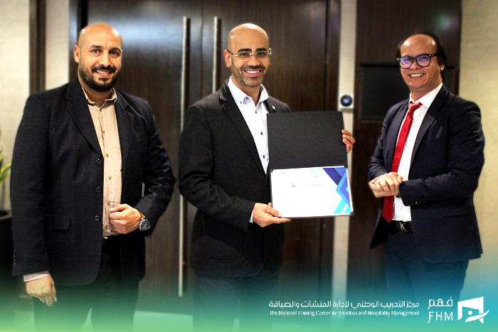 فـ هـ م F H M tweet media