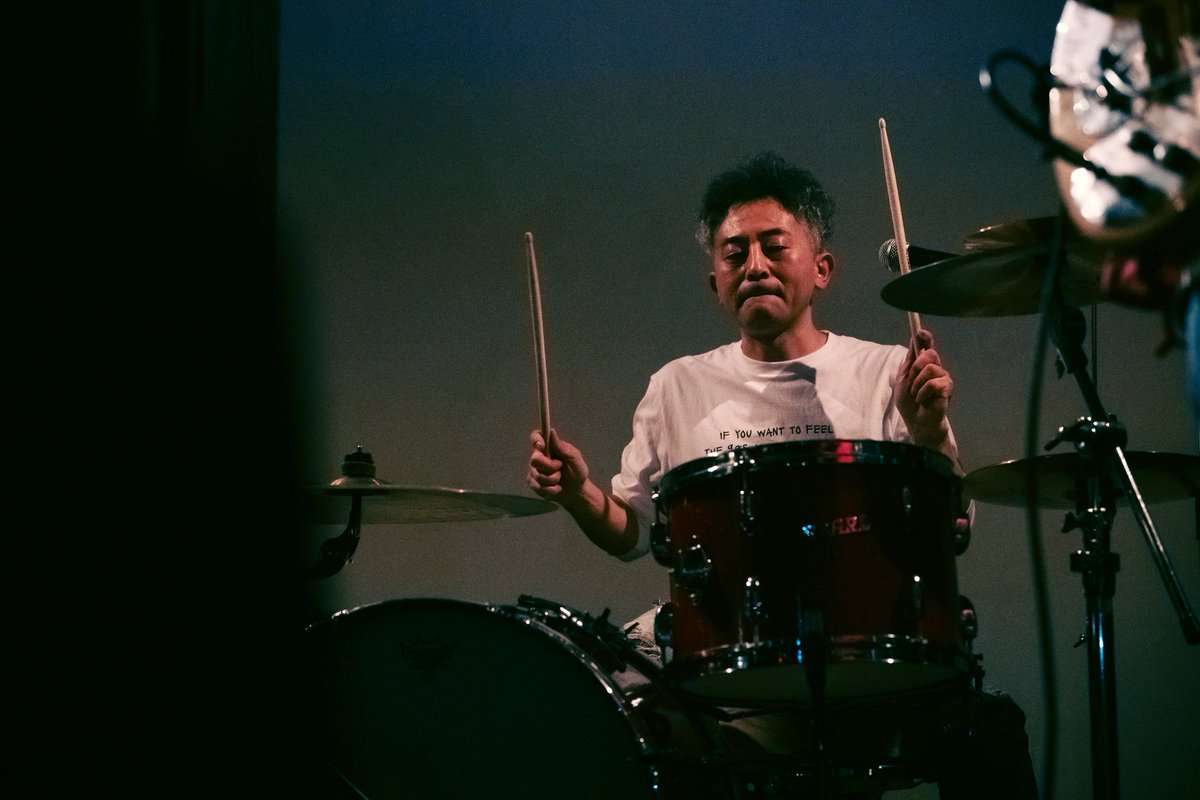 taisuketakata's tweet photo. 1/31ニュー・サンナイ
セトリ

high ball
Dead Stock
How can I loose it
Take me to the another place
Dull Girl
Hell 
Terrible Days
dirty or Goo
Morning Thunder

en.
Famous Star
Play

khwai are
山内圭哉
タカタタイスケ
タチバナエリ
山口幸彦

撮影
上野秀樹 https://t.co/XaEoR6rdAS