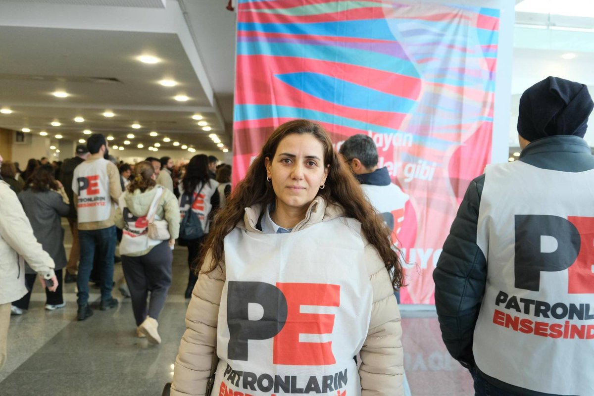 🔴TKP’nin büyük Ankara buluşması: ‘Dalgaları karşılayan gemiler gibi’

💬Direnişin kazanımla sonuçlandığı Elsa Tekstil işçisi Eylem, yola İzmir’den çıkanlardan:

❝3 gün süren bir direnişimiz oldu. Süreç biraz zorlayıcıydı, psikolojik açıdan zordu ama sonuçta başardık. Herkes